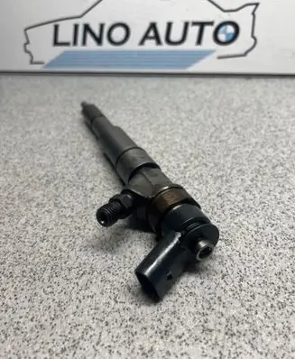 BMW 5 E60 E61 Fuel injector 0445110212 7794652