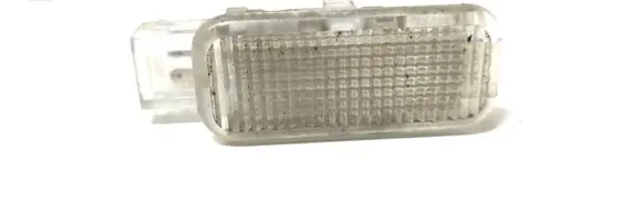 Volkswagen PASSAT B5 Other interior light 3B0947415