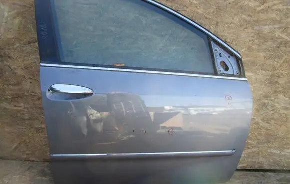 Fiat Croma Front door