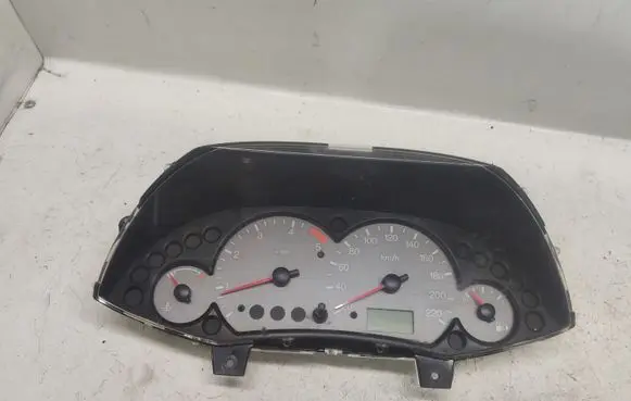 Ford Focus Speedometer (instrument cluster)