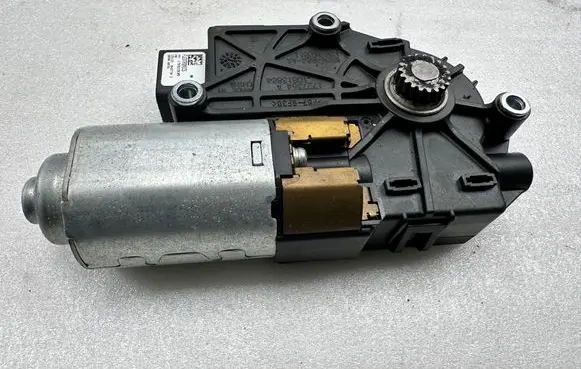 Mercedes-Benz GL X166 Sunroof motor/actuator 1727745A