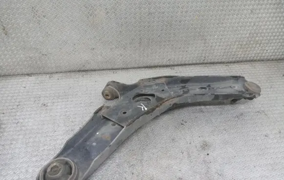 KIA Venga Front lower control arm/wishbone