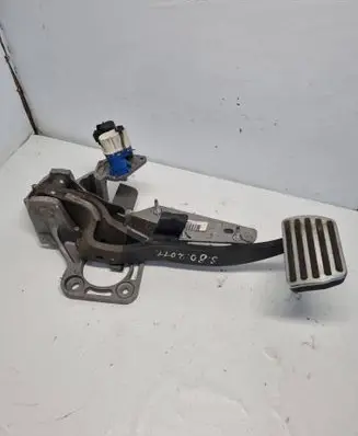 Volvo S80 Brake pedal 282213A