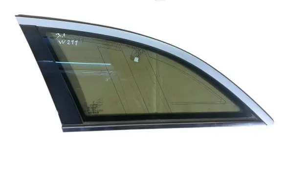 Mercedes-Benz E W211 Rear side window DOT18AS2M503 43R000261 E000251