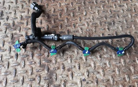 Fuel return line/hose