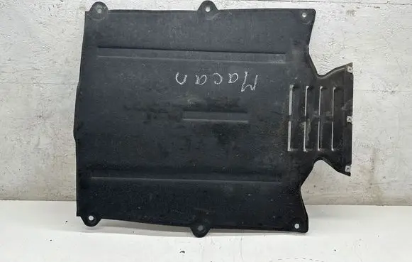 Porsche Macan (95B) Engine splash shield/under tray 