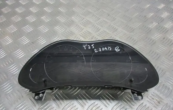 Toyota Avensis T250 Speedometer (instrument cluster) 83800-05C00-C