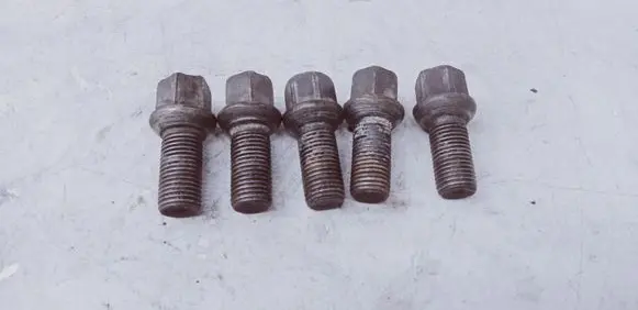 Mercedes-Benz Vito Viano W639 Nuts/bolts 