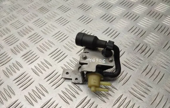 Mercedes-Benz Vito Viano W447 Turbo solenoid valve A0001532000