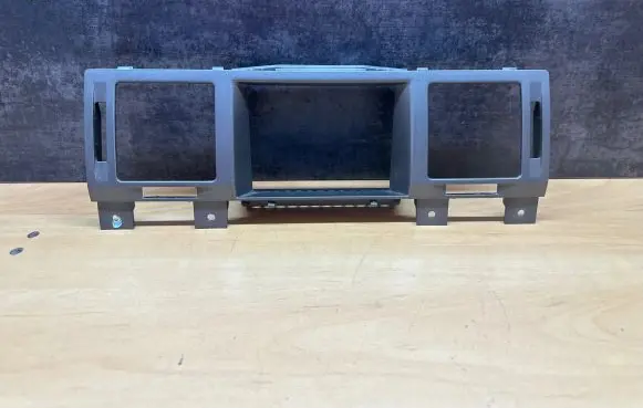 Opel Vectra C Dashboard center trim panel 09177133