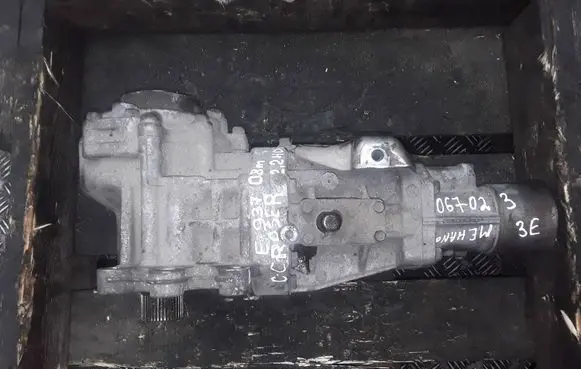 Citroen C-Crosser Gearbox transfer box case 067023