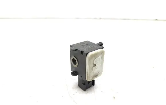 Hyundai Santa Fe Airbag deployment crash/impact sensor 9592026000 SA320080000