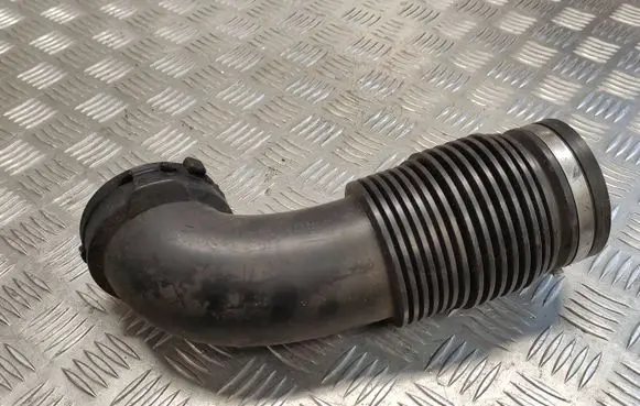 Mercedes-Benz B W246 W242 Air intake hose/pipe A6510902242 12342A 0111839A