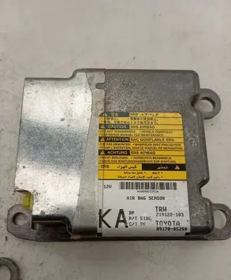 Toyota Avensis T270 Airbag control unit/module 8917005250 09090137K3 219122103