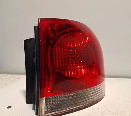 Volkswagen Touareg I Rear/tail lights 28258002
