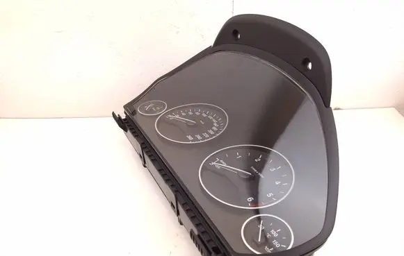 BMW 3 F30 F35 F31 Speedometer (instrument cluster) 9232895 30273734 9379970