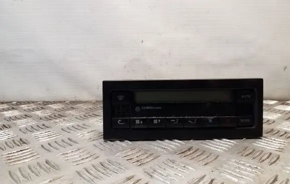 Volkswagen PASSAT B5 Climate control unit 3B1907044A