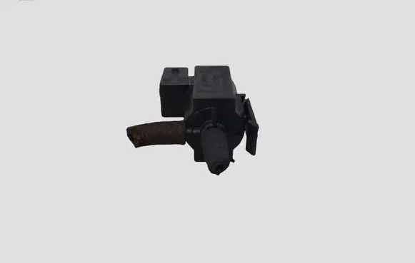 BMW 3 E90 E91 Turbo solenoid valve 70231800 08T233 7810831