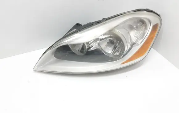Volvo XC60 Headlight/headlamp 30763145