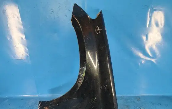 Mercedes-Benz GL X164 Fender A1648800106