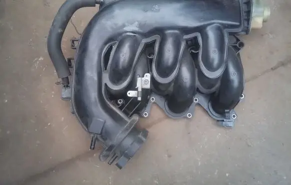 Lexus GS 300 350 430 450H Intake manifold