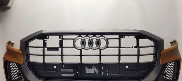 Audi Q8 Front bumper 4M8807437DE