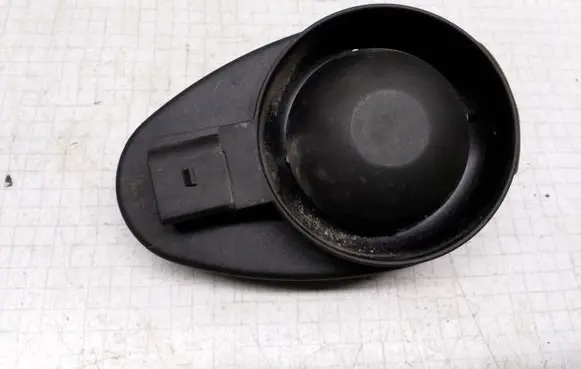 Volkswagen PASSAT B5.5 Alarm system siren 1J0951605