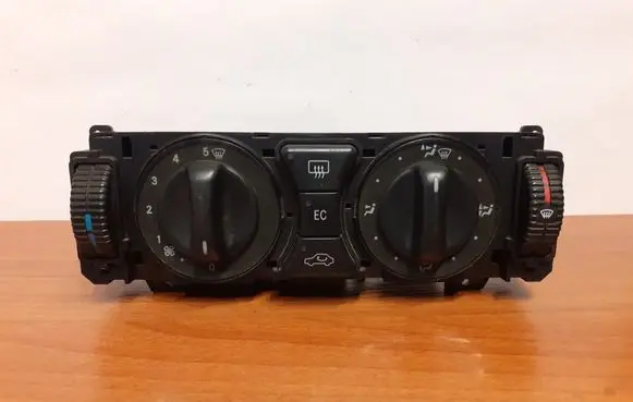 Mercedes-Benz E W210 Interior fan control switch 4799 9140010258