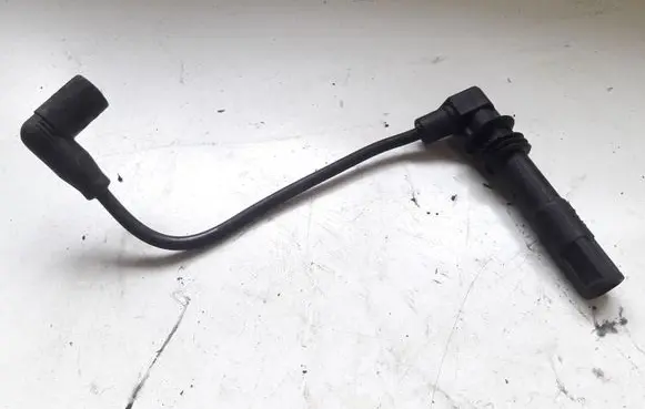 Volkswagen Golf IV Ignition plug leads 