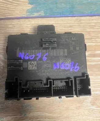 Porsche Panamera (971) Door control unit/module 4M1959795C