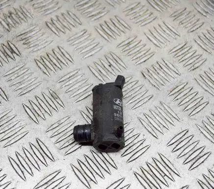 Hyundai Sonata Windscreen/windshield washer pump 985103K000