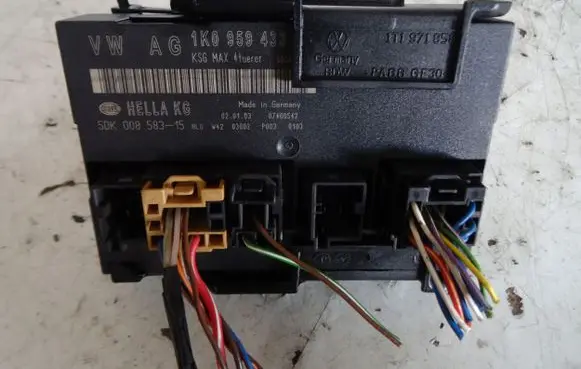 Volkswagen Touran I Comfort/convenience module 1K0959433C