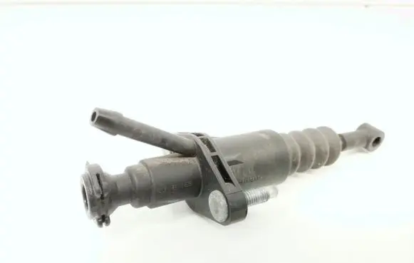 Clutch slave cylinder