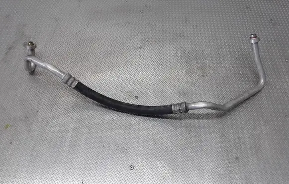 Ford C-MAX I Air conditioning (A/C) pipe/hose