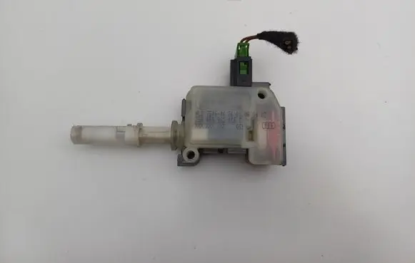 Audi A4 S4 B6 8E 8H Tailgate boot lock/latch motor 4B9962115C