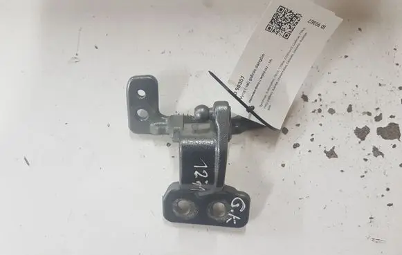 Mercedes-Benz C W204 Tailgate/trunk/boot hinge A2047400137