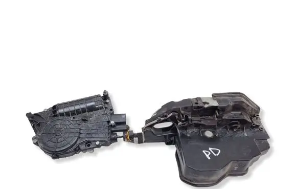 BMW X6 E71 Front door lock 7315022