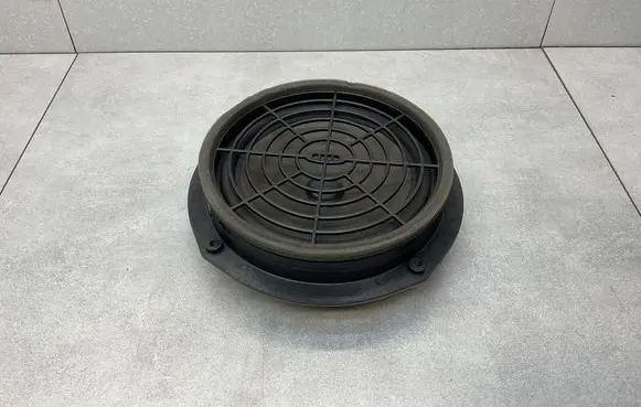 Audi A1 Front door speaker 8X0035415C