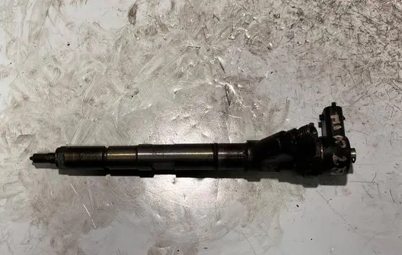 Hyundai H-1, Starex, Satellite Fuel injector 0445110092 338004A000