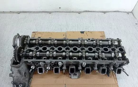BMW 5 E60 E61 Engine head 77889649778120301