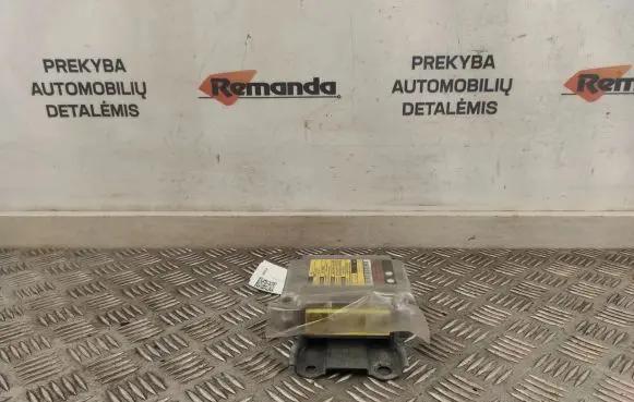 Toyota Avensis T220 Airbag control unit/module 8917005050 31390282X3 204247102
