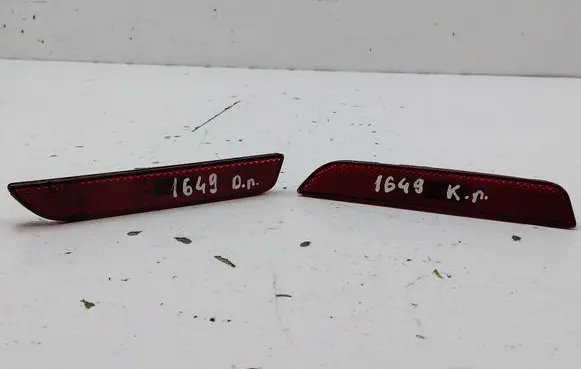 Ford Mustang V Rear tail light reflector 