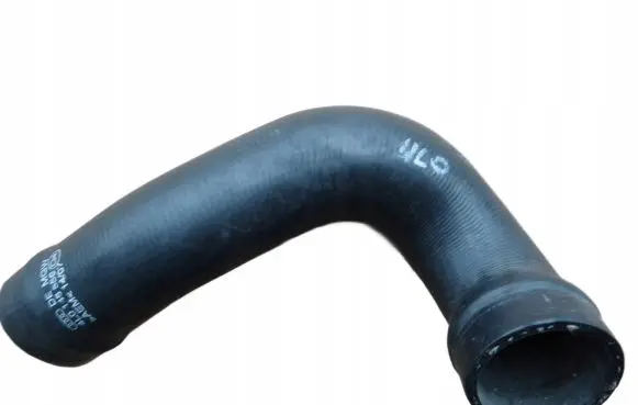 Audi Q7 4L Intercooler hose/pipe 4L0145556