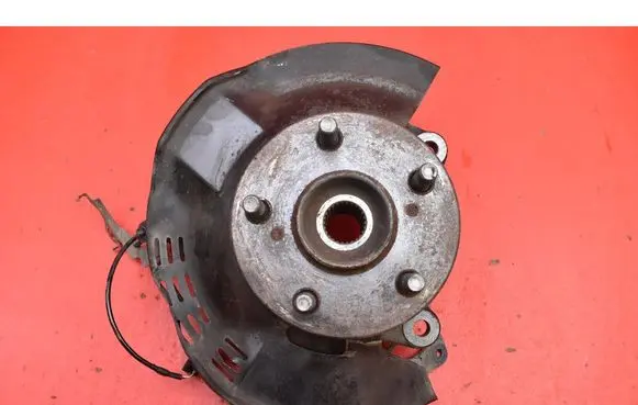 Toyota C-HR I Front wheel hub spindle knuckle 