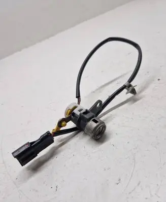 KIA Sorento Tailgate exterior lock 