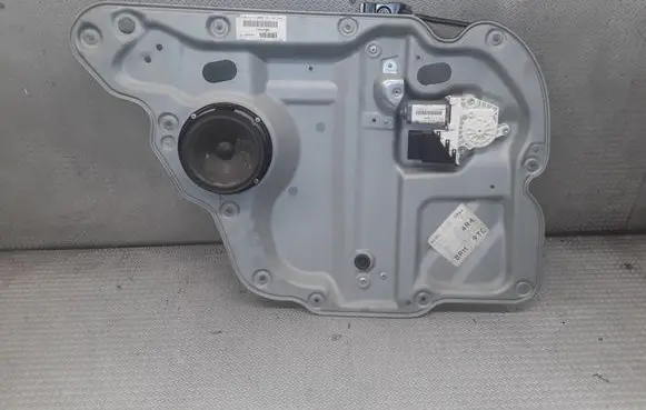 Volkswagen Touran I Rear door window regulator with motor 1T0839729J 02181351