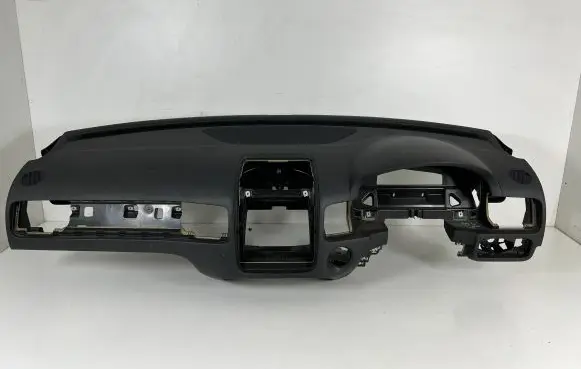 Volkswagen Touareg II Dashboard 7P2858295 7P2819633A TY215001R0000