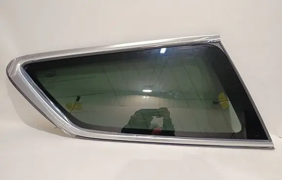 Volvo S90, V90 Rear windscreen/windshield window 32219930