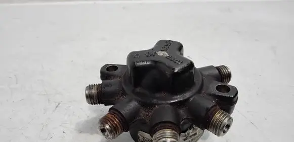 Ford Focus Fuel main line pipe 4M5Q9D280DB