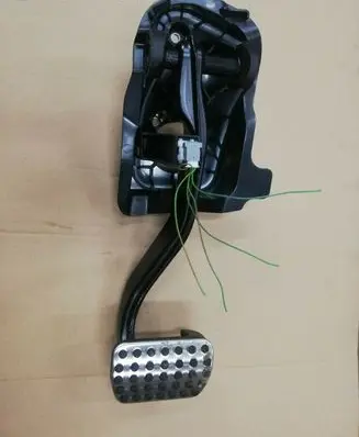 Mercedes-Benz GLC X253 C253 Brake pedal A2052920108 A1702900182